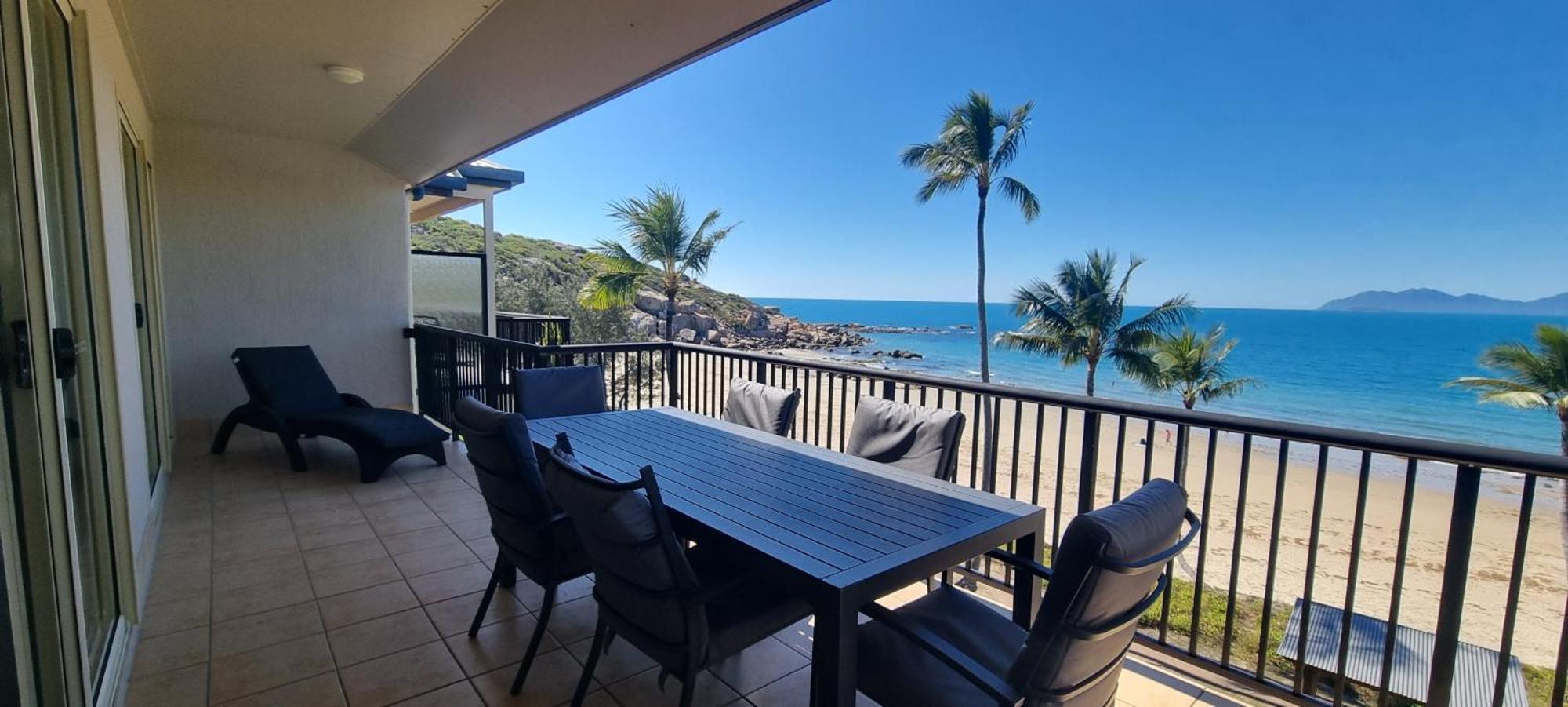 Rose Bay Resort Bowen Esterno foto