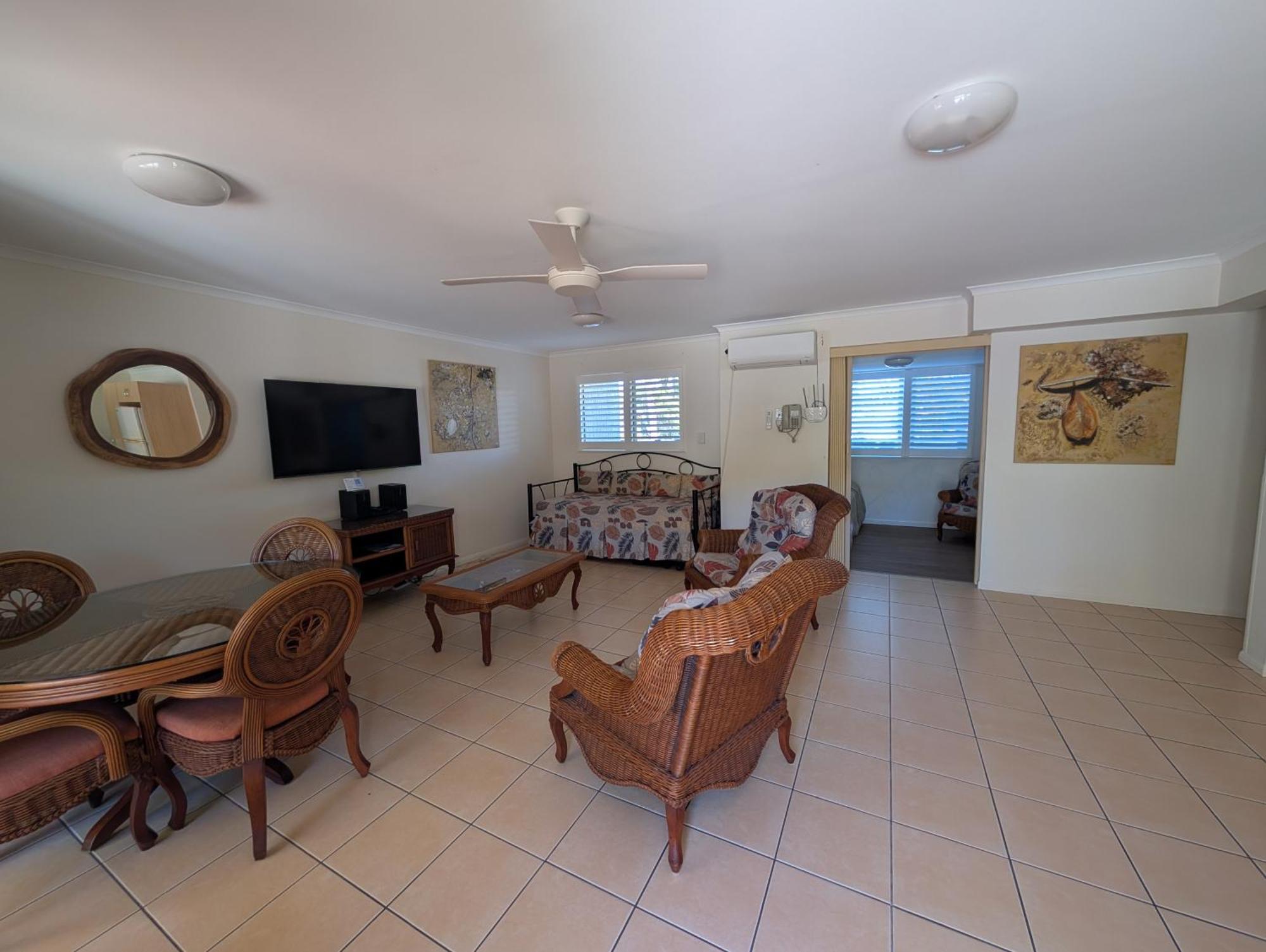 Rose Bay Resort Bowen Esterno foto