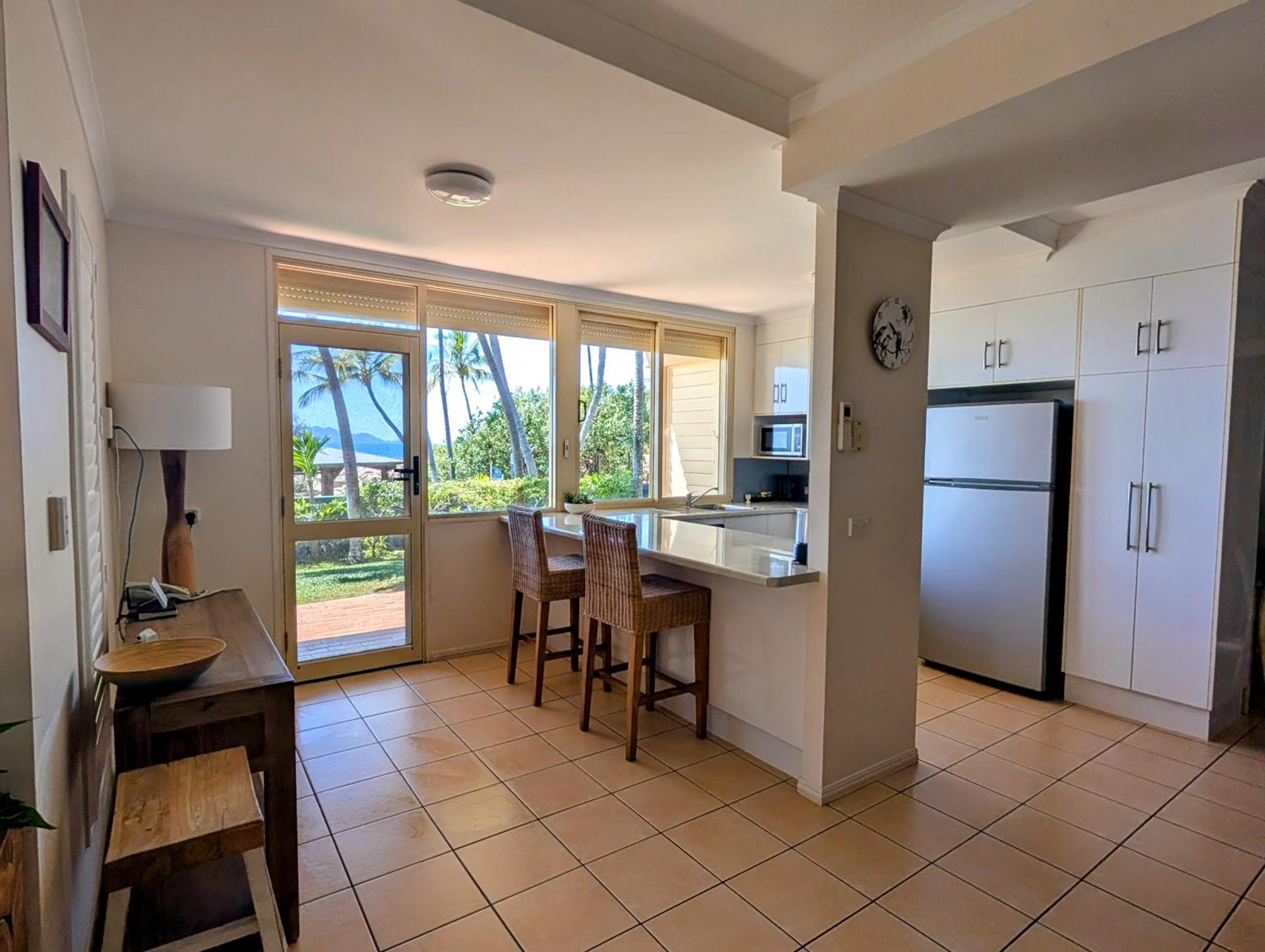 Rose Bay Resort Bowen Esterno foto