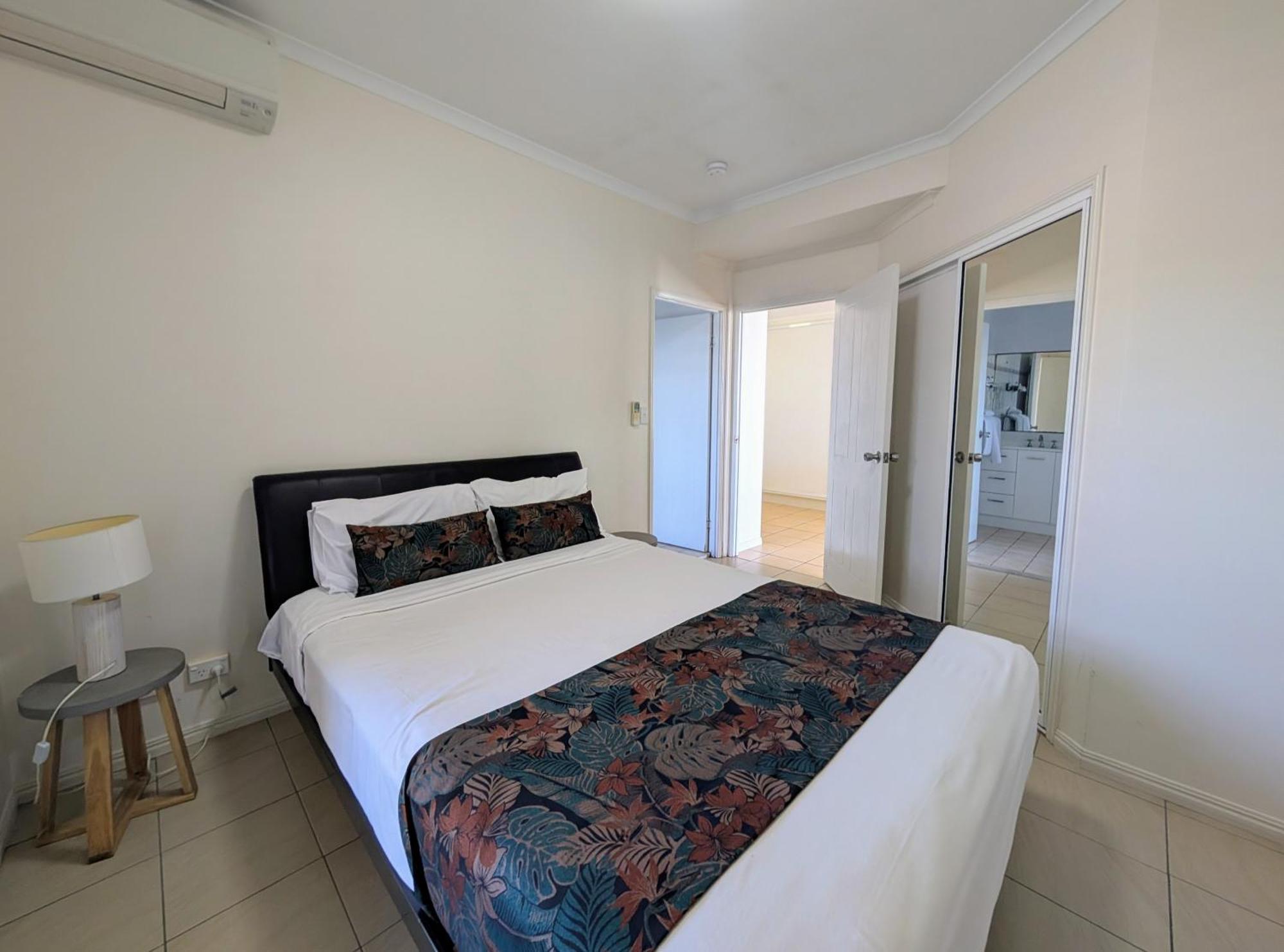 Rose Bay Resort Bowen Esterno foto