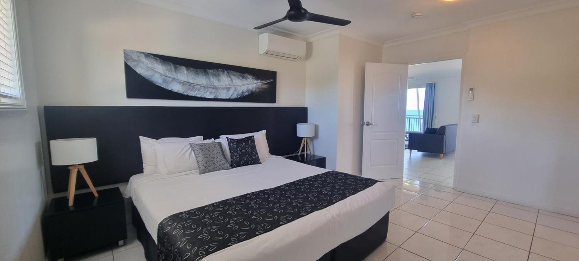 Rose Bay Resort Bowen Esterno foto