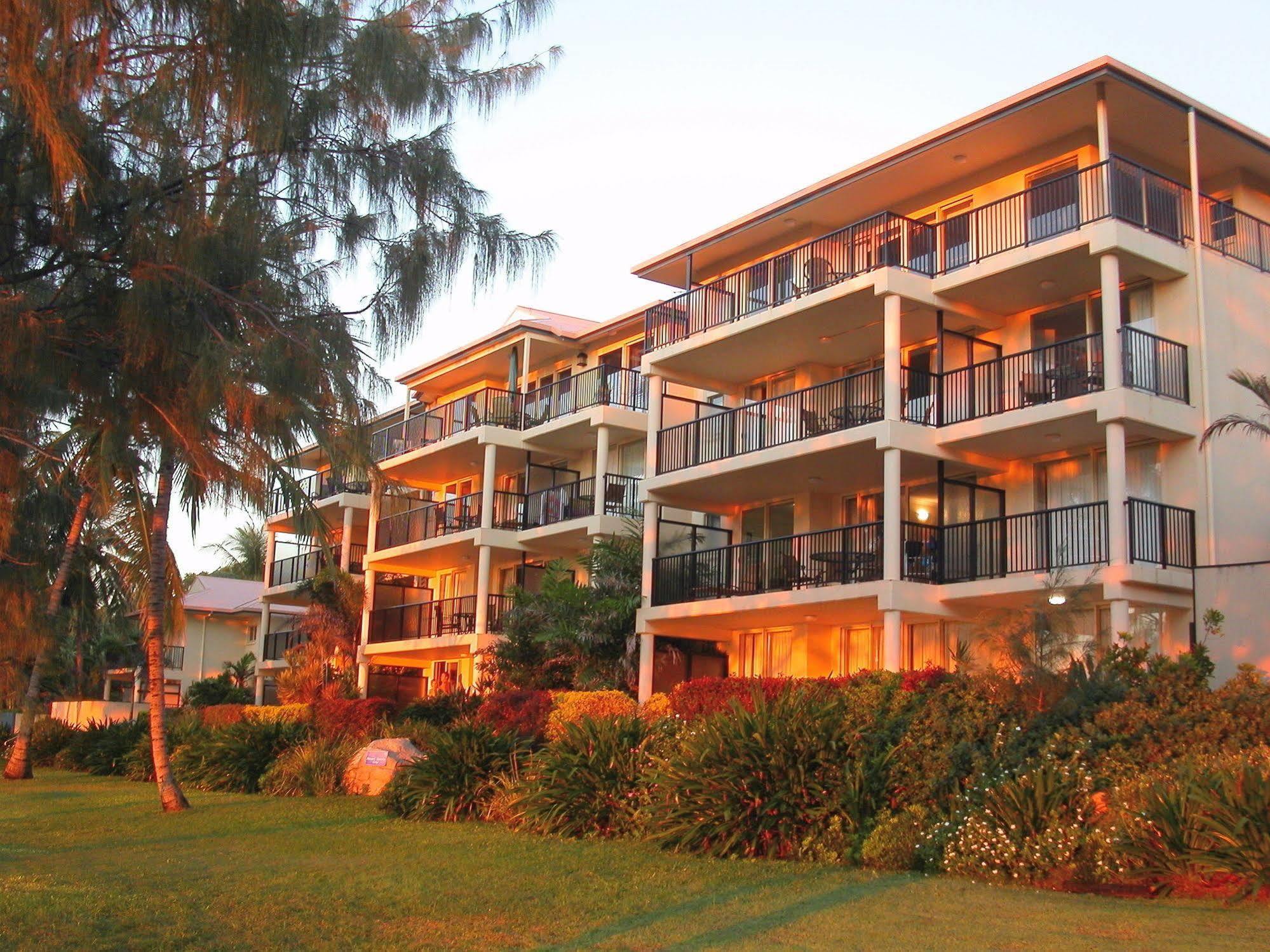 Rose Bay Resort Bowen Esterno foto